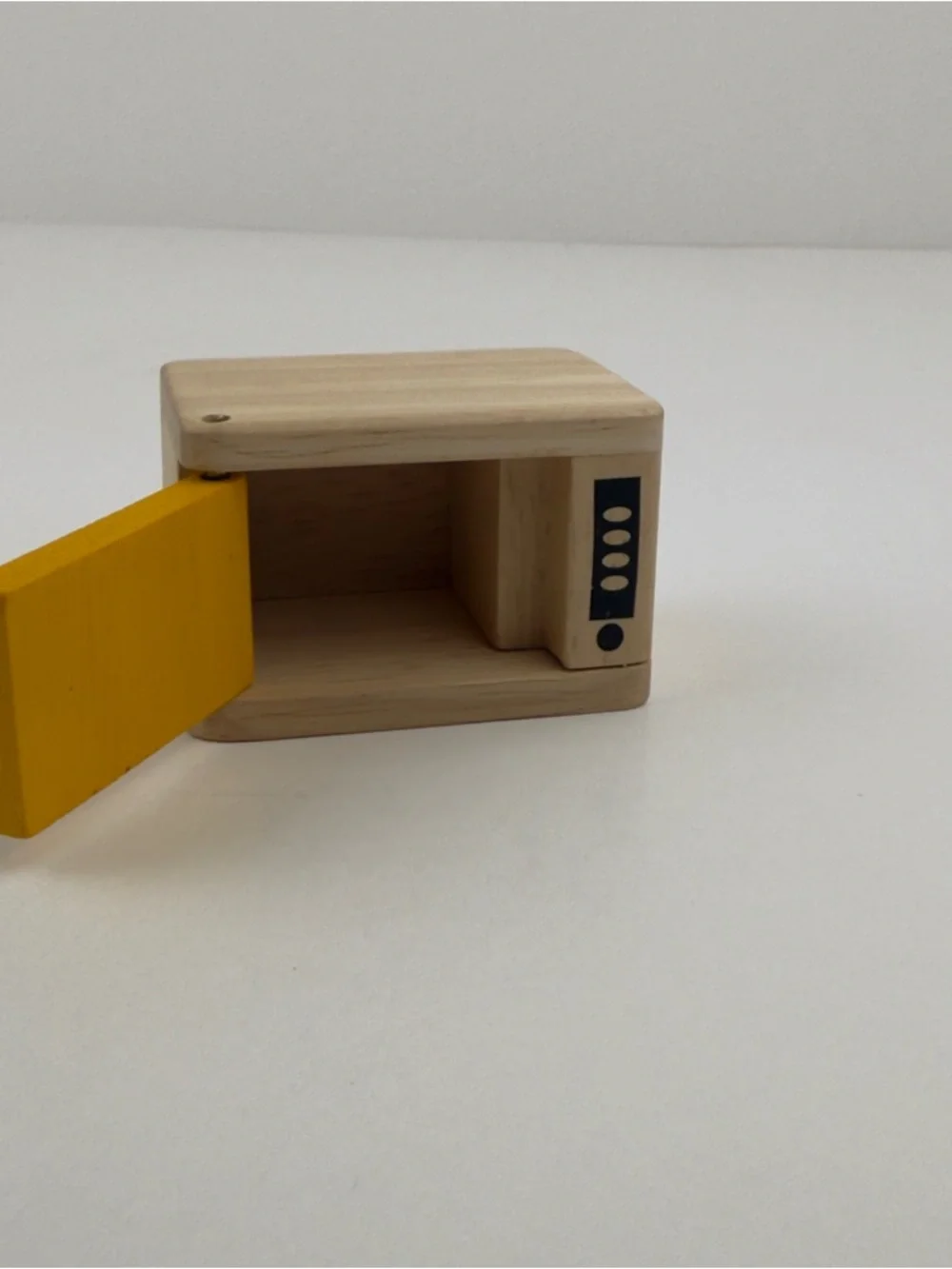 PlanToys Wooden Dollhouse Kitchen Appliances Microwave Coffee Pot Montessori